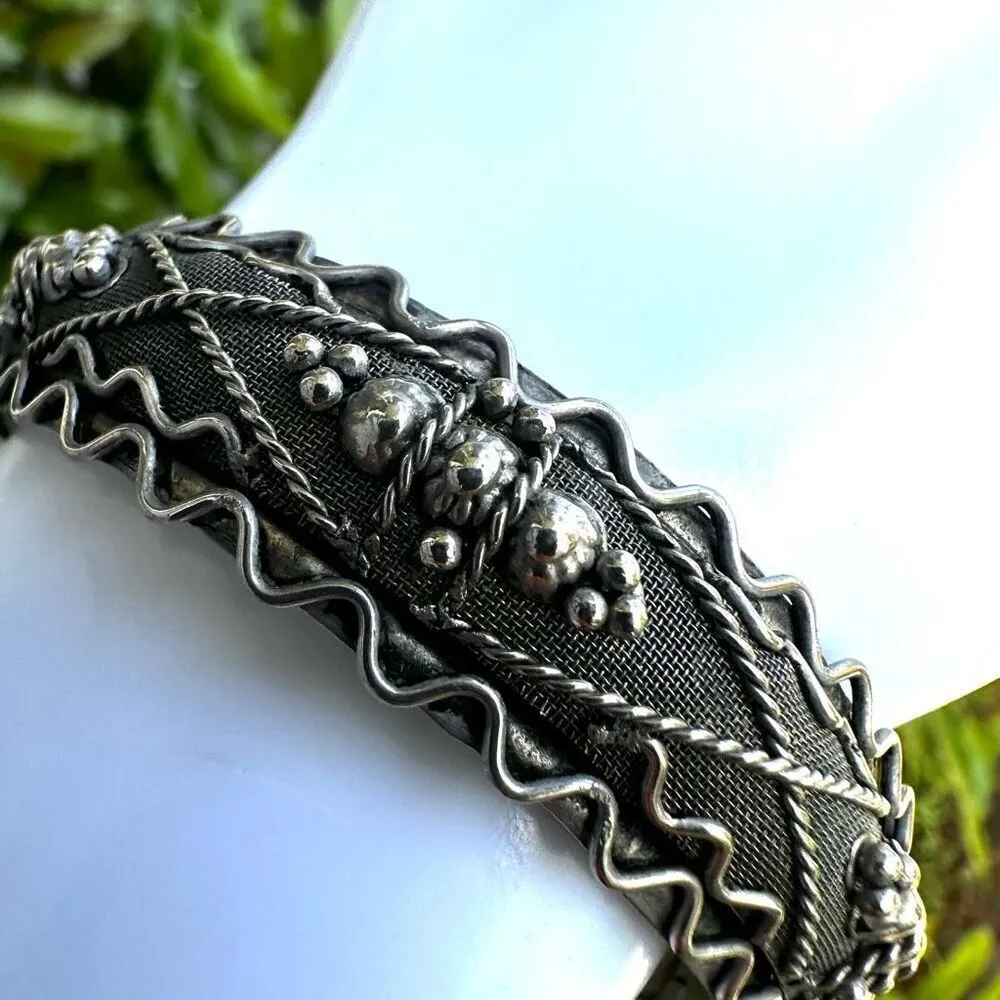 Silver tone ornate hinged bangle bracelet - Image 3