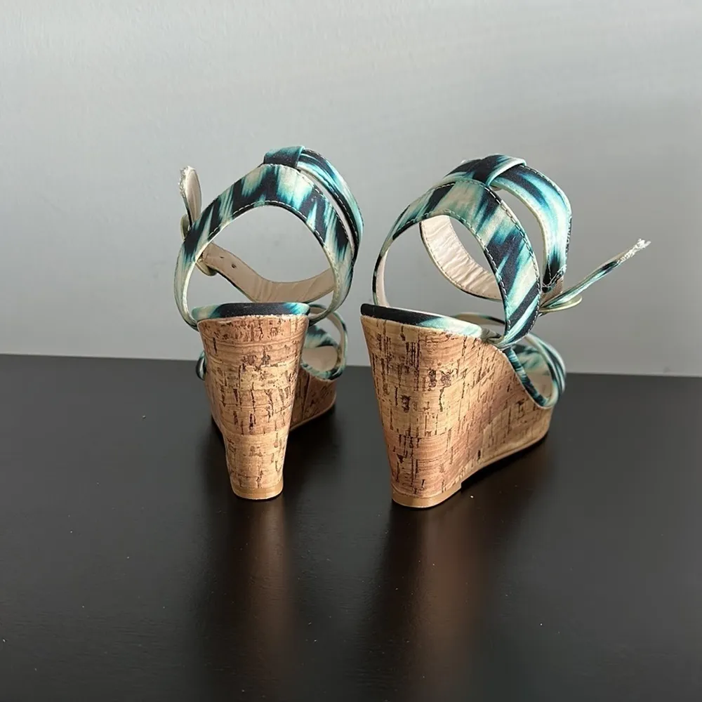 NY & Co Teal Wedge Sandals Sz 6 Green - Image 4