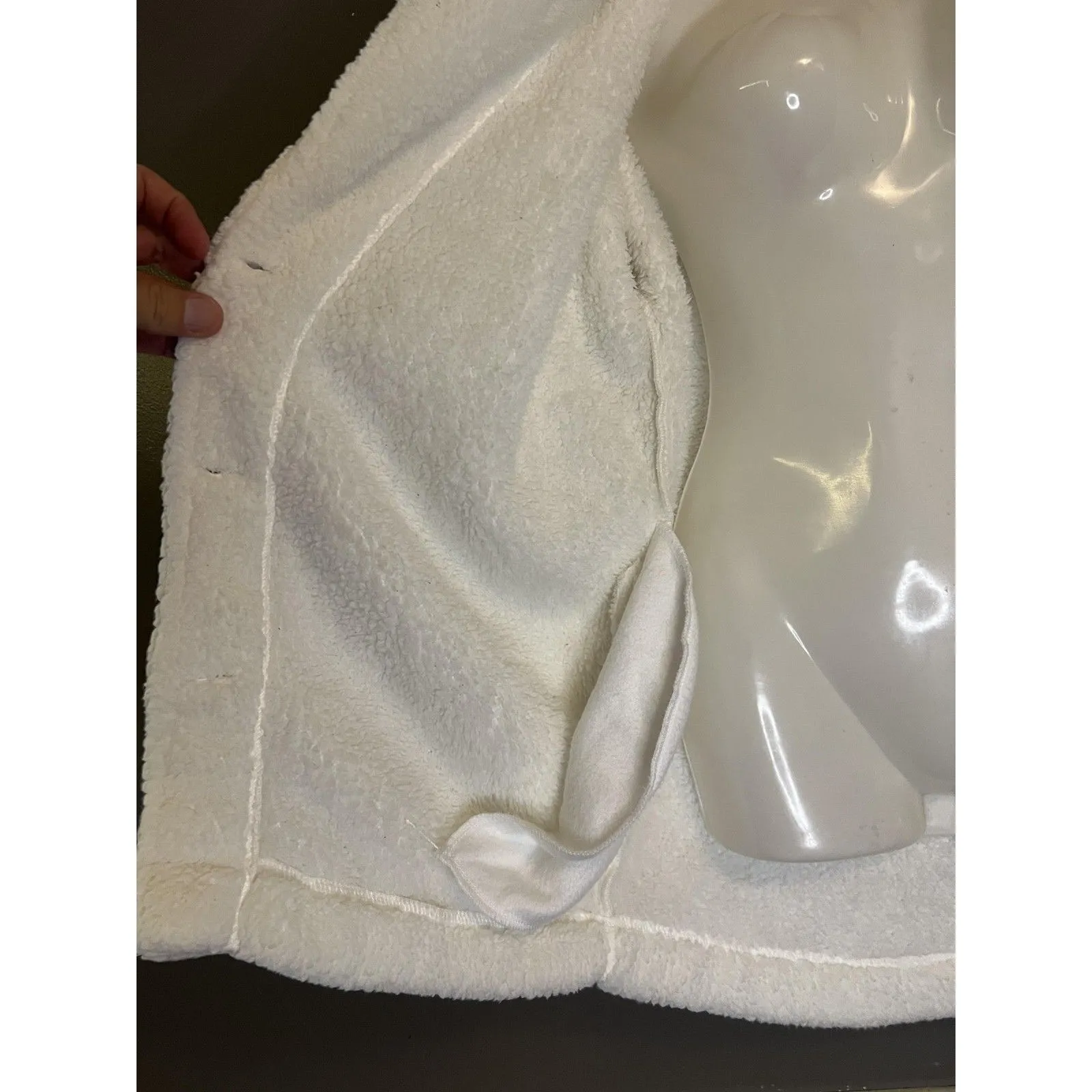 PJ Salvage Coat Womens XL White Faux Fur Sherpa Fleece Button Front Long Cozy - Image 6