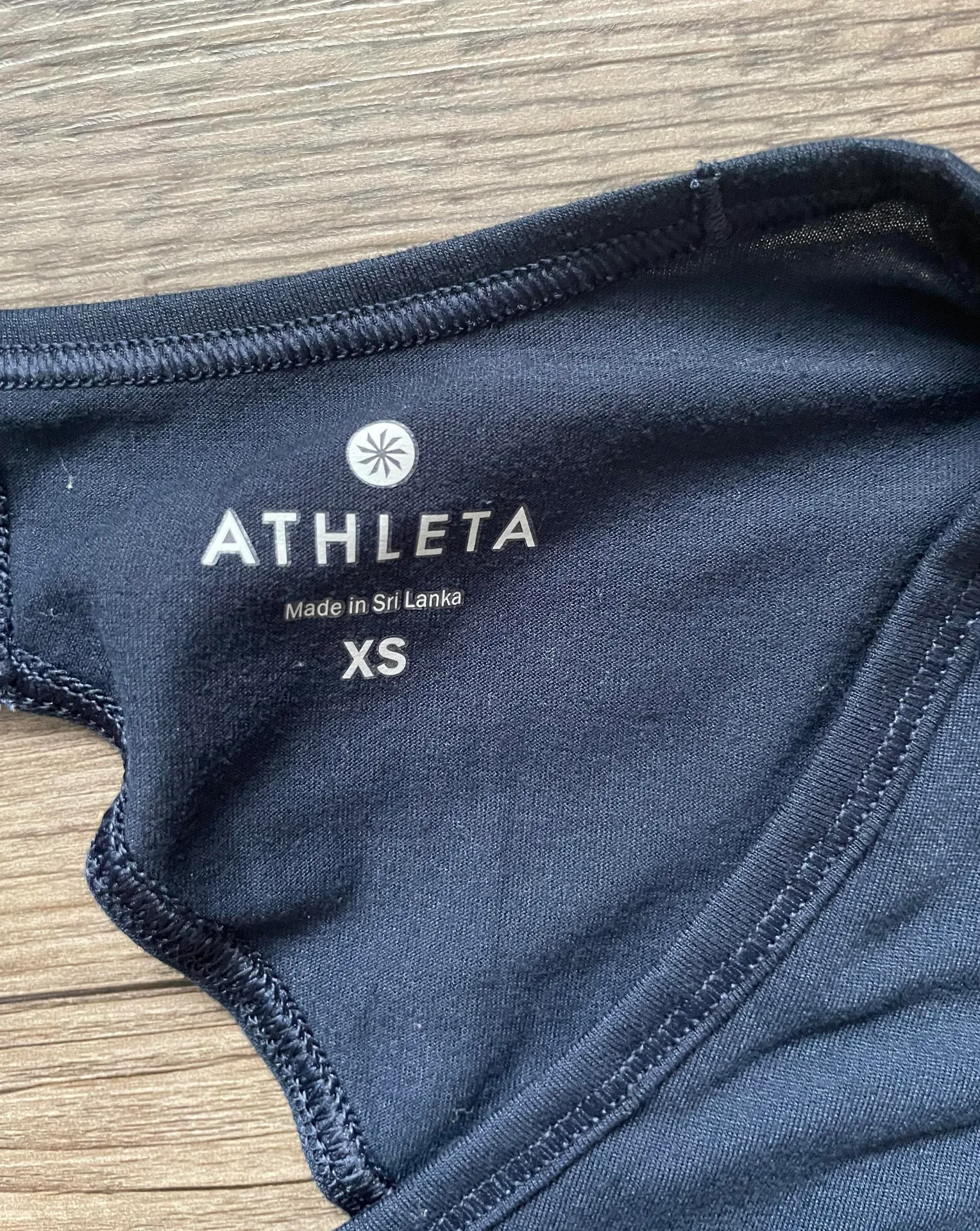 Athleta Workout Top - Image 4