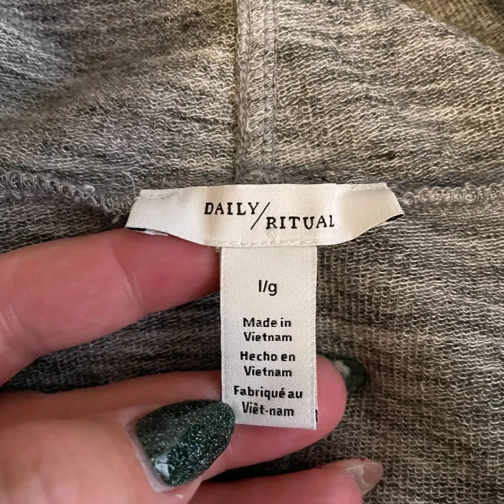 Daily Ritual Women L Heather Gray Terry Hoodie Sweatshirt V Neck Long Sleeve Size L - Image 8