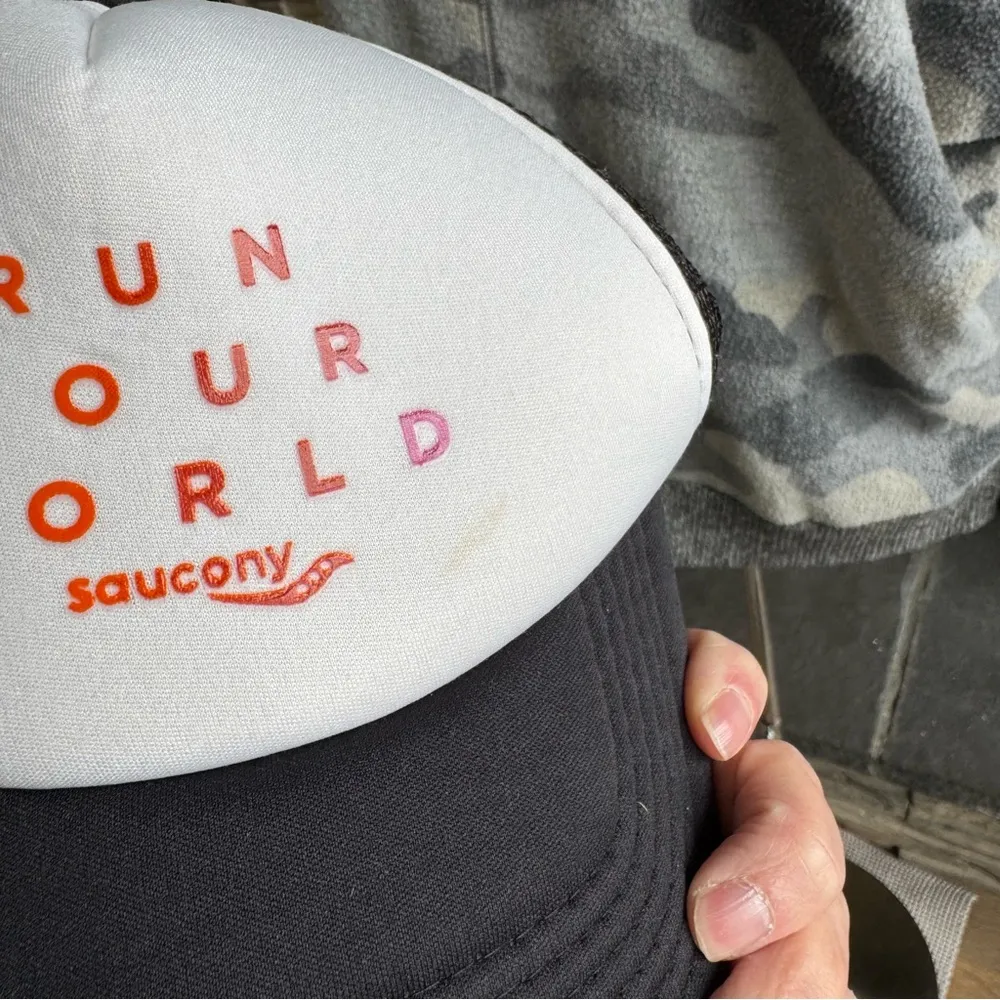 Saucony  Black and White Trucker Hat with Mesh Back - Image 8