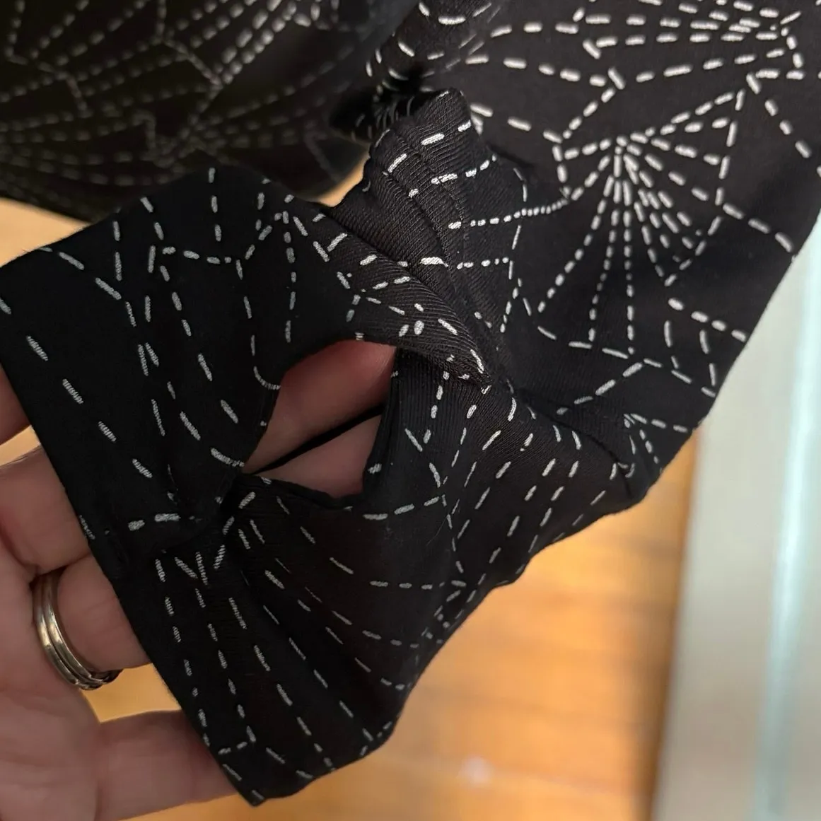 Title Nine Size S Manresa Hoodie Sashiko Print Black Athleisure Pullover - Image 3