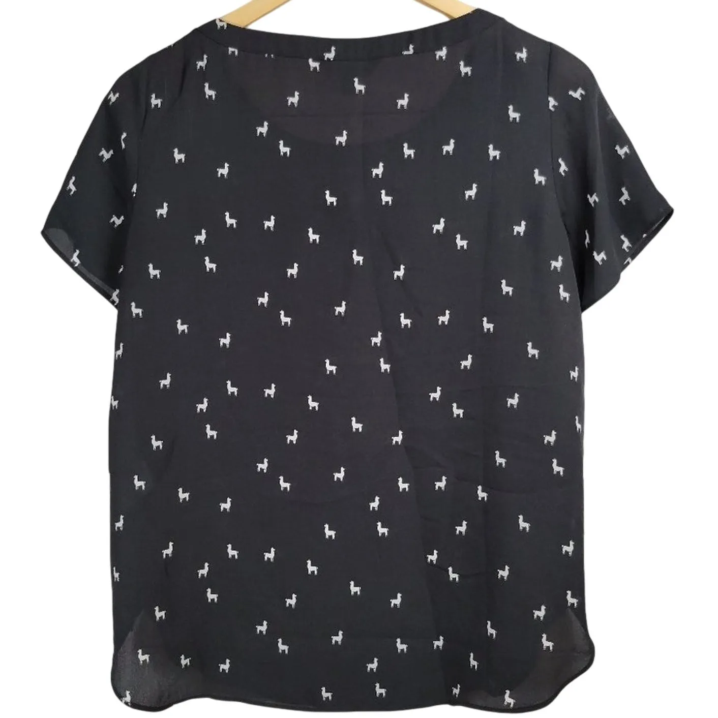 Banana Republic Women's Black Llama Print‎ Short Sleeve Top XS Petite - Image 2