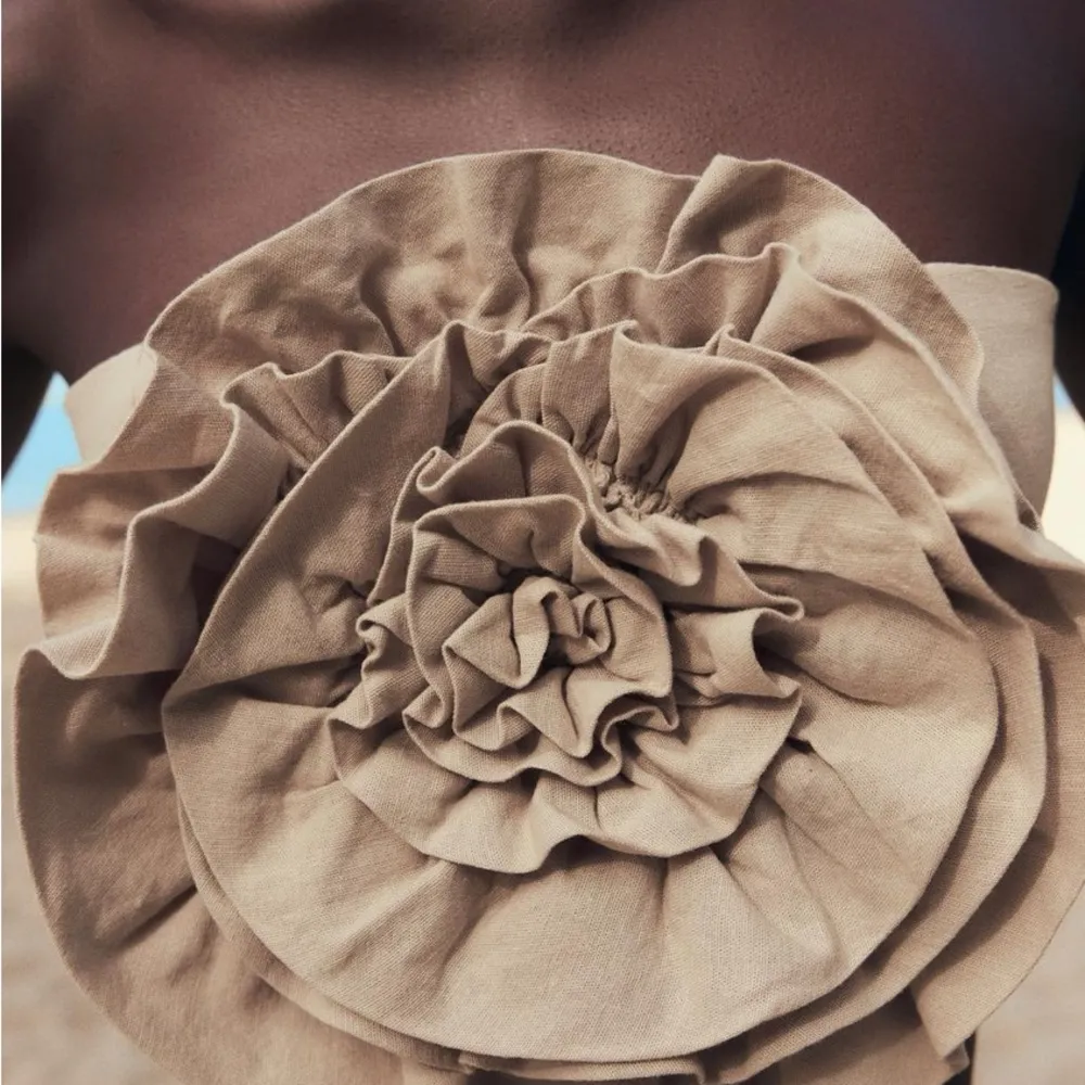 ZARA Textured Flower Top - Image 2