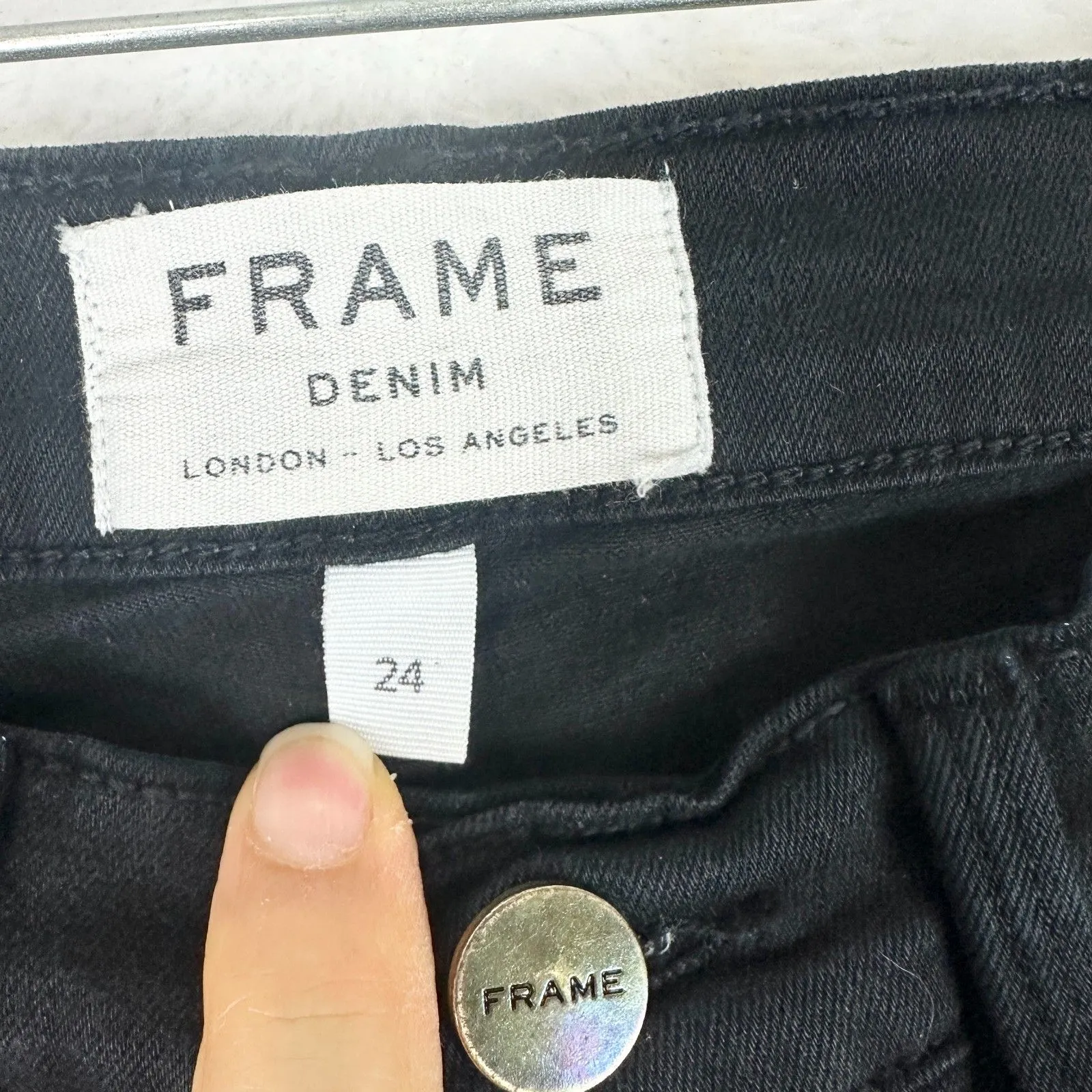 Frame Le High Straight Jeans in Film Noir Black Size 24 Stretch - Image 6