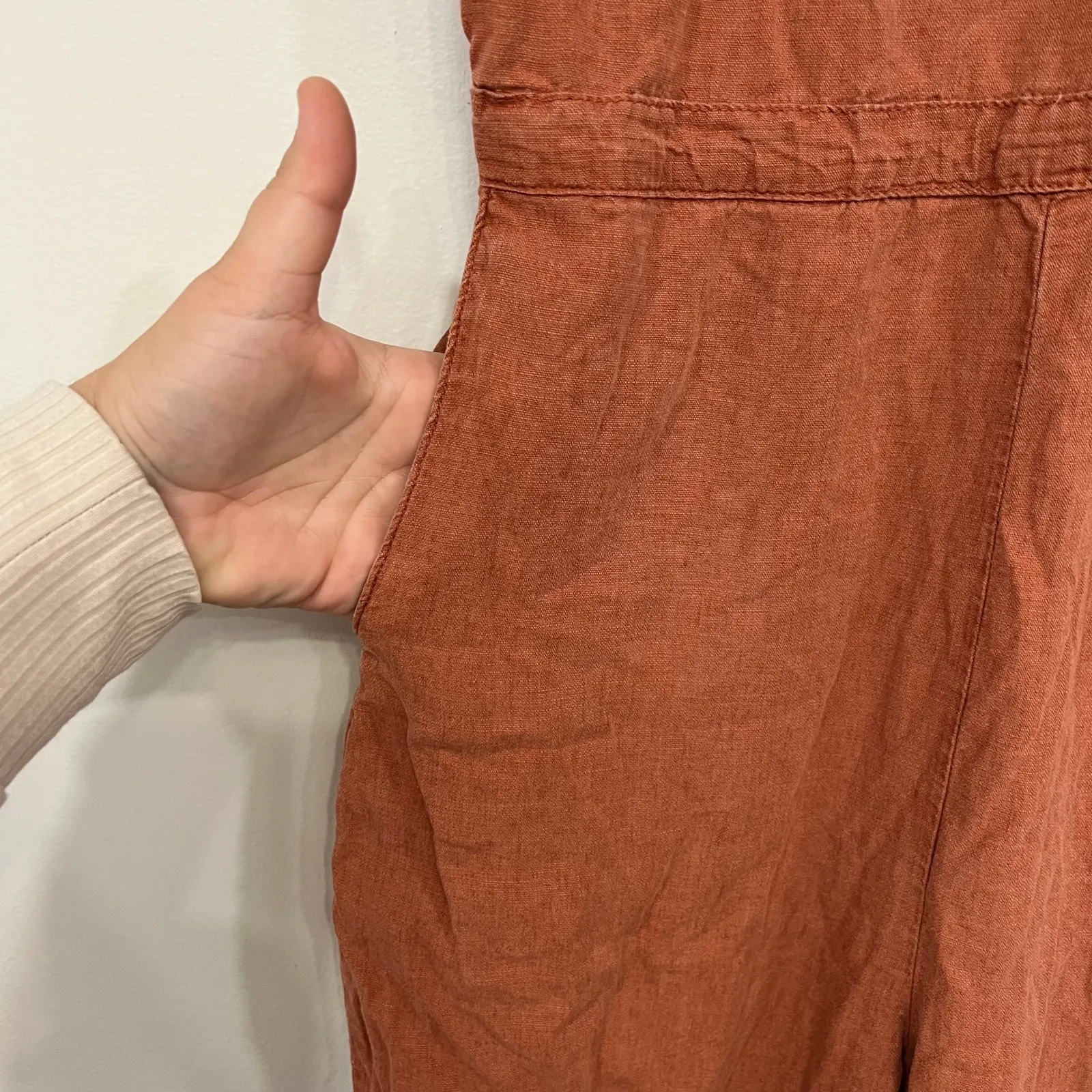 KUHL Womens Fresco Jumpsuit Medium Lyocell Linen Wide Leg Sleeveless V Neck - Image 2