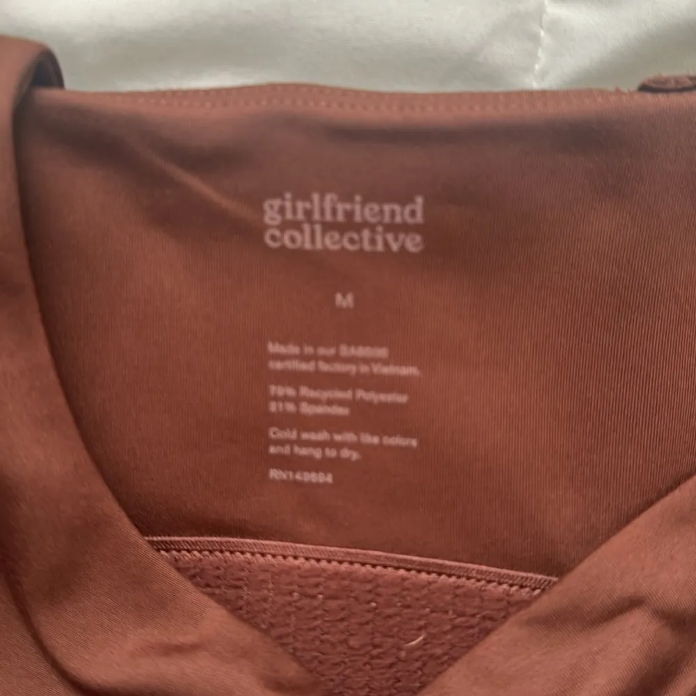 Girlfriend Collective Single Shoulder Sports Bra, Size M - Image 4