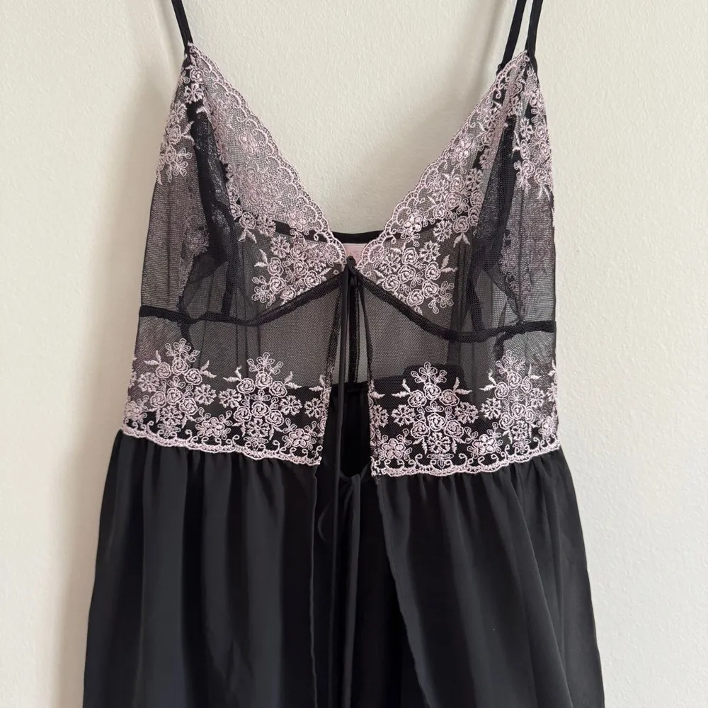 Victoria’s Secret Babydoll Slip Dress Size XS Floral Lace Black Pink Dainty Y2K - Image 3