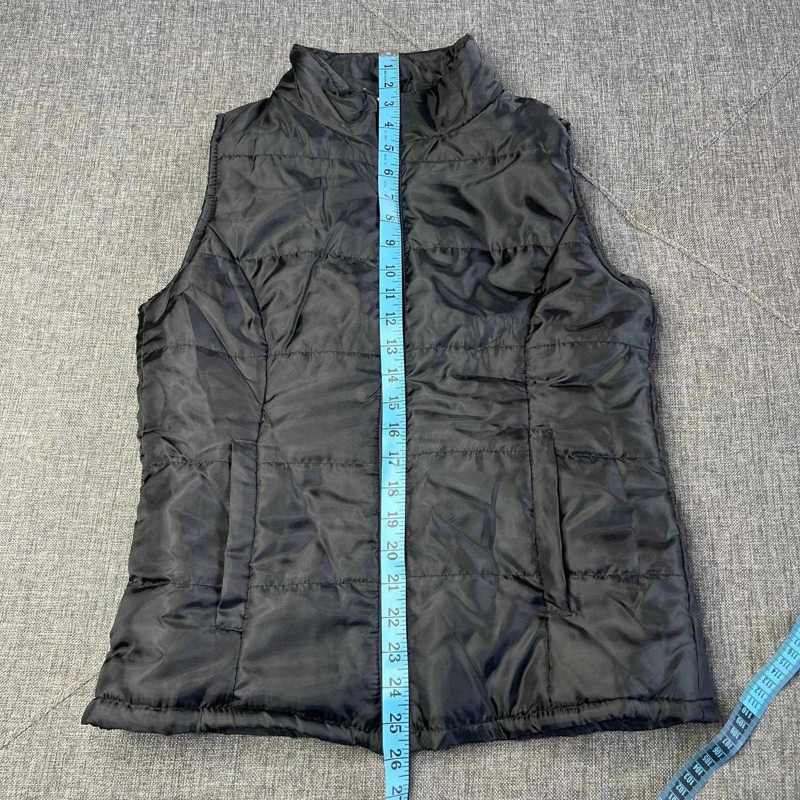 Puffer Vest Black Small Sleeveless Padded Outerwear Quilted Lightweight Full Zip - Image 8