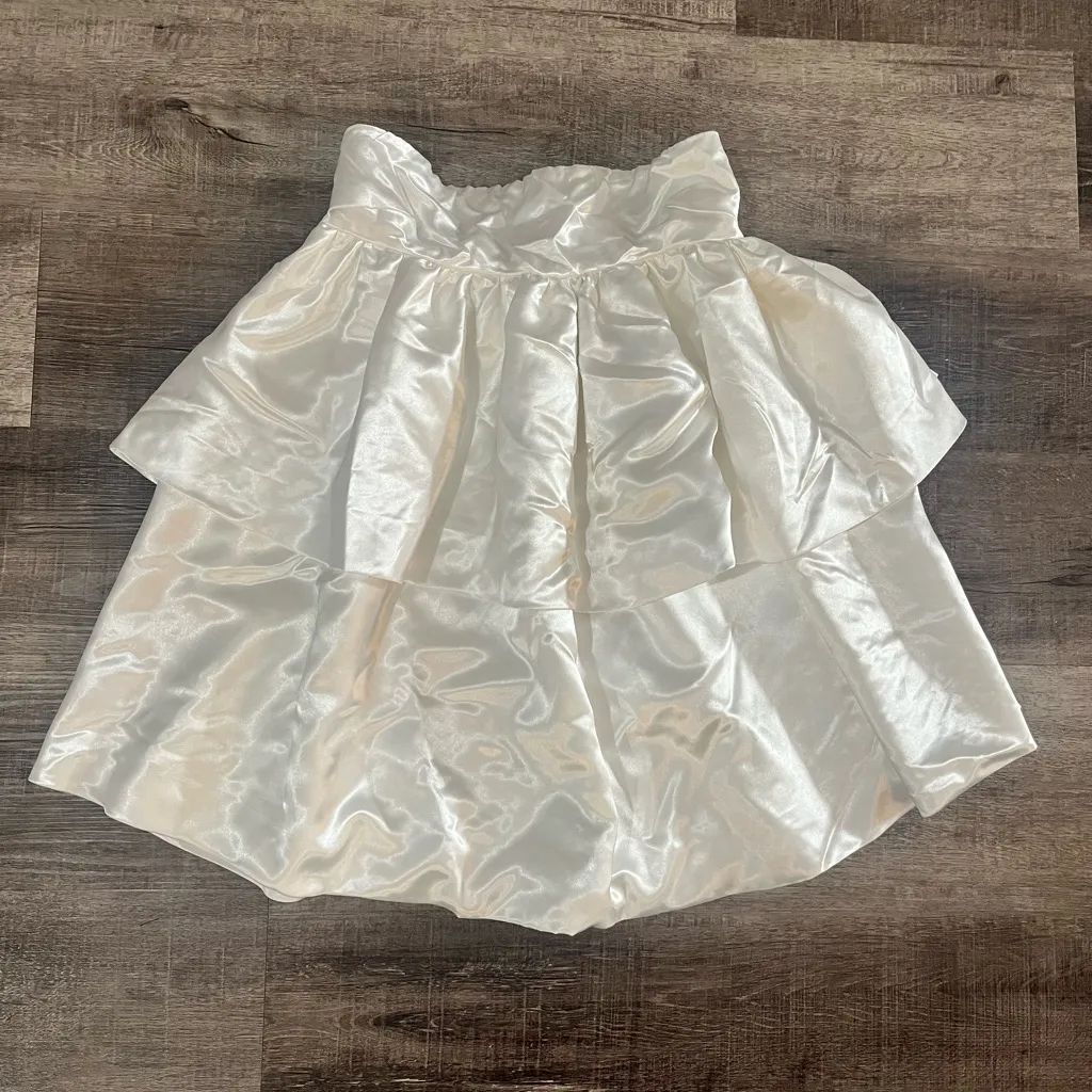 SELFIE LESLIE Elianna Strapless Tiered Mini Dress in Ivory - Image 3