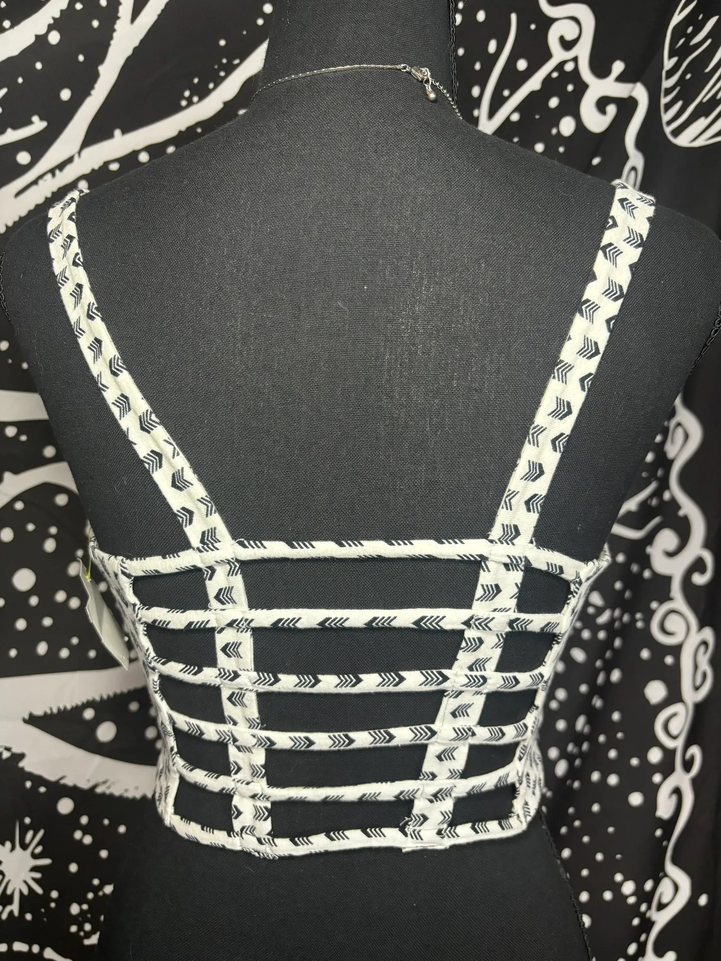 Charlotte Russe Women Tops With Patterns - Image 5