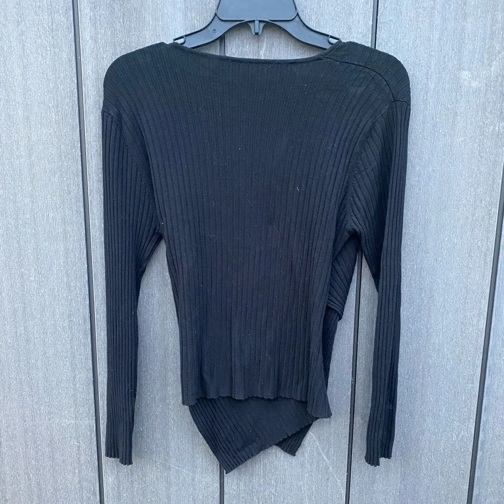 Designer‎ Deep V - Image 3