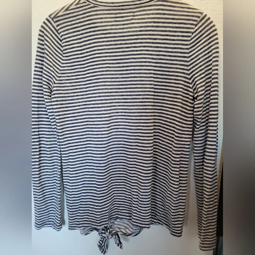 Madewell Women's Side Tide Black and White Striped Long Sleeve T Shirt Size M - Image 7