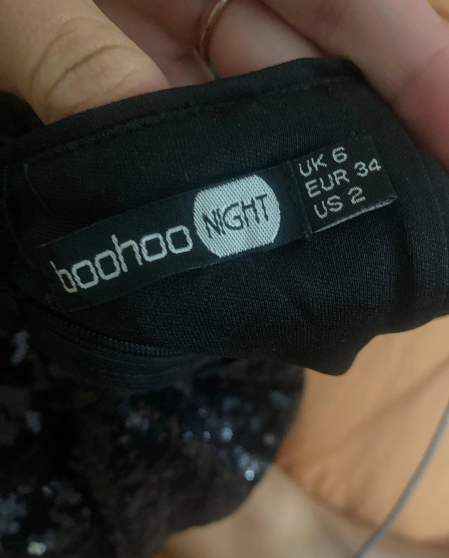 Boohoo Black Sequin Bodycon Dress - Image 5