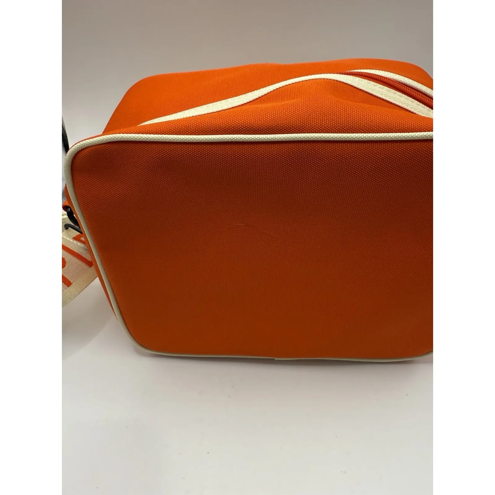 YOUTH TO THE PEOPLE‎ Crossbody Bag in Orange With Logo, Trim & Strap NEW - Image 4