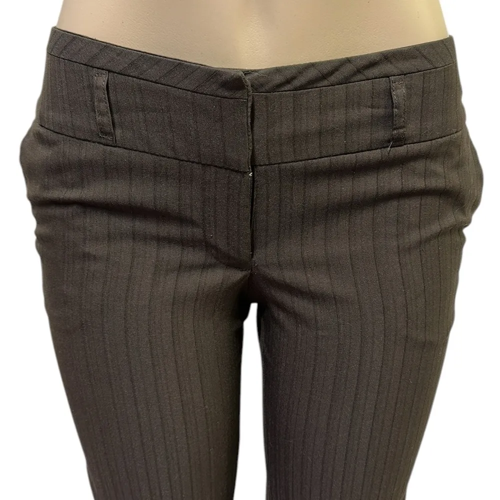 Tracy Evans Limited Brown Striped Business Casual Bermuda Shorts Juniors 5 - Image 2