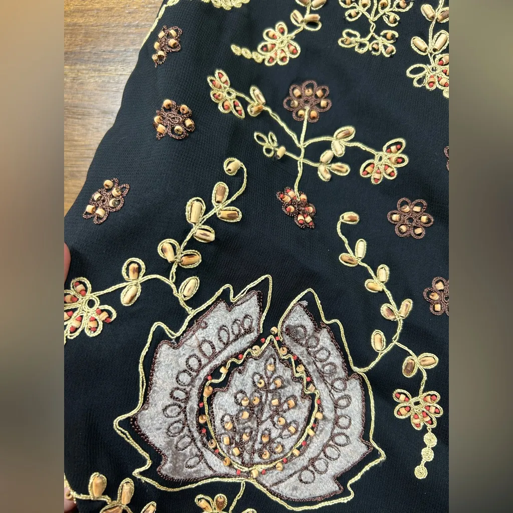 Carole Little Petites Vintage Women’s Size 4 Black Gold Embroidered 3D Vest - Image 6