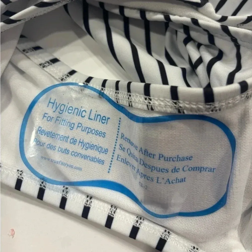 Vince Camuto Ruffle Off the Shoulder One Piece Swimsuit - Blossom Stripe Size 8 - Image 5