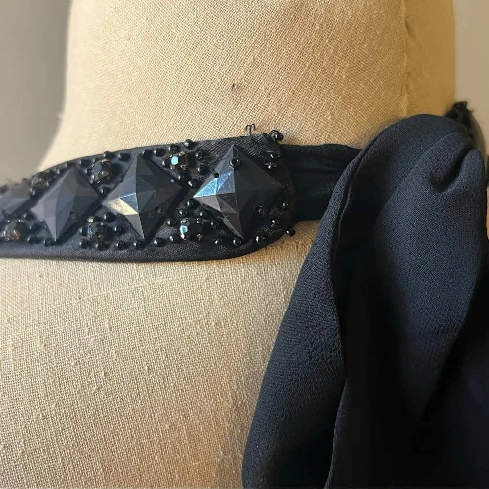 Dave and Johnny floor length formal dress with ieweled halter detail siz… Size 2 - Image 8