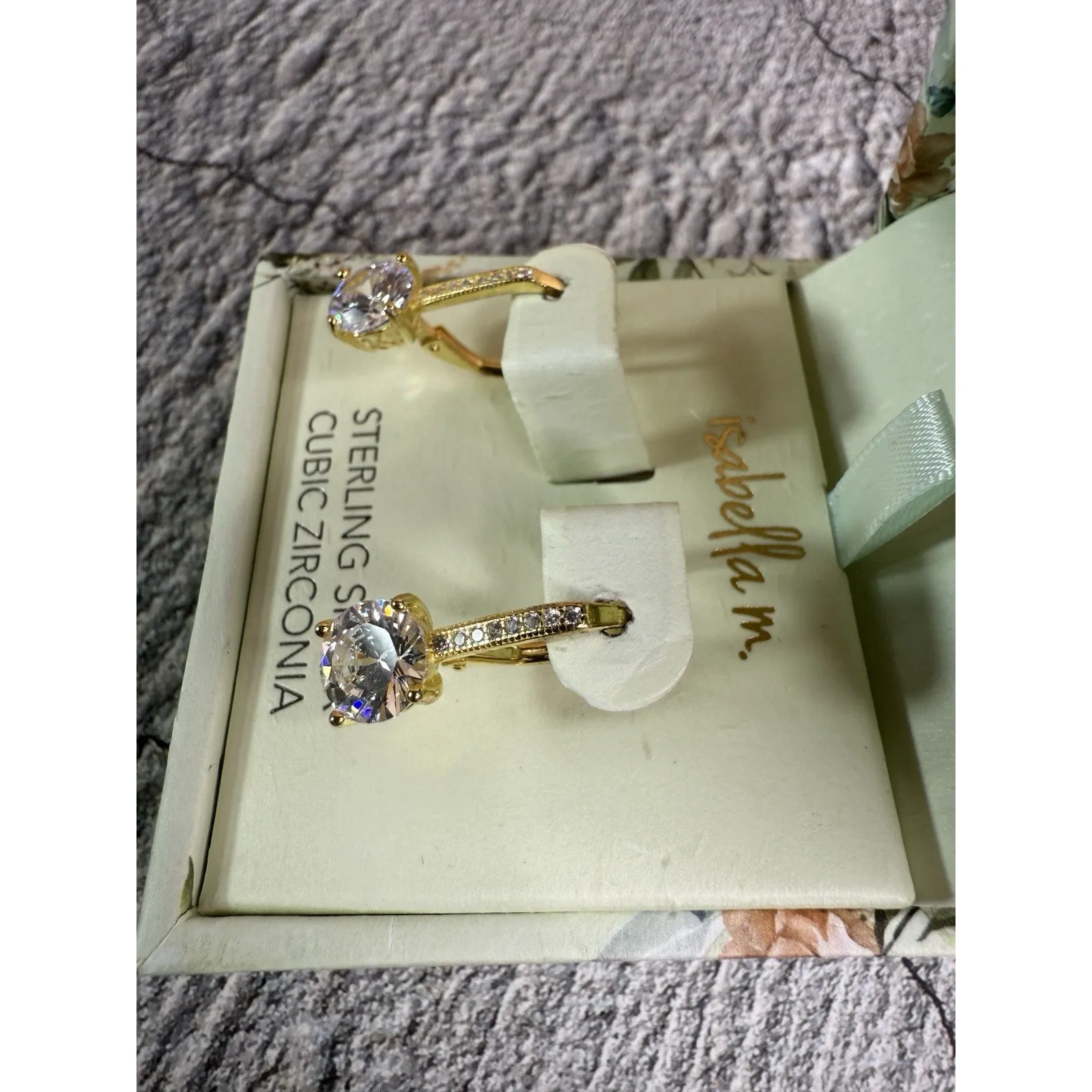 NIB Isabella M Sterling Silver Vermeil Cubic Zirconia Drop Earrings Leverback Gold - Image 4