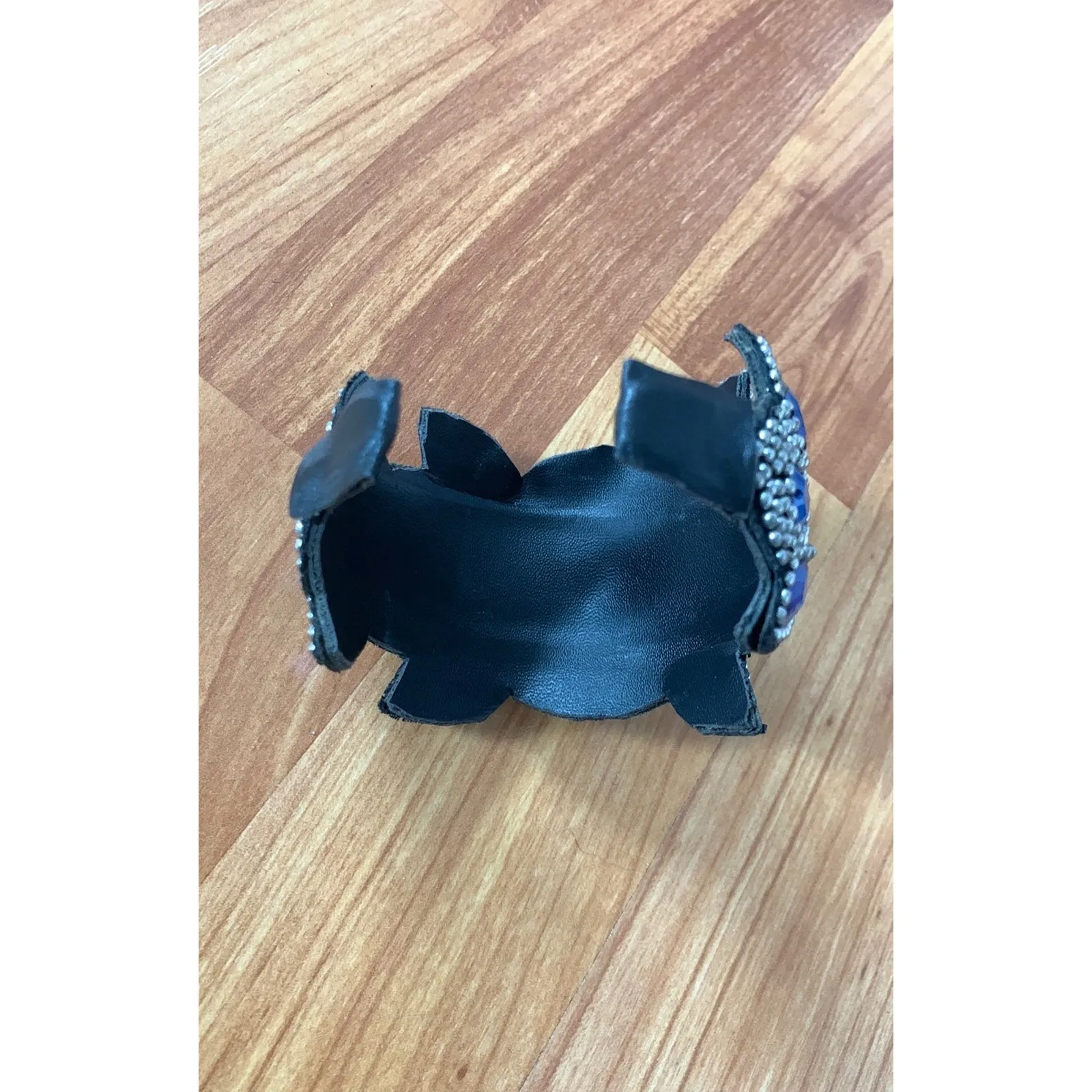 Vintage Purple and Blue‎ leather cuff - Image 4