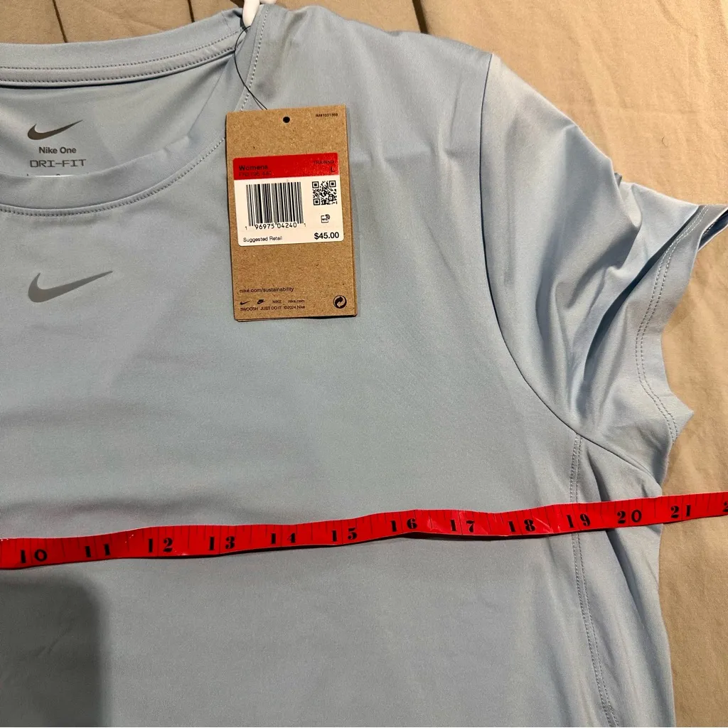 Nike Womens Dri-Fit Short Sleeve Top NWT Size L - Image 4