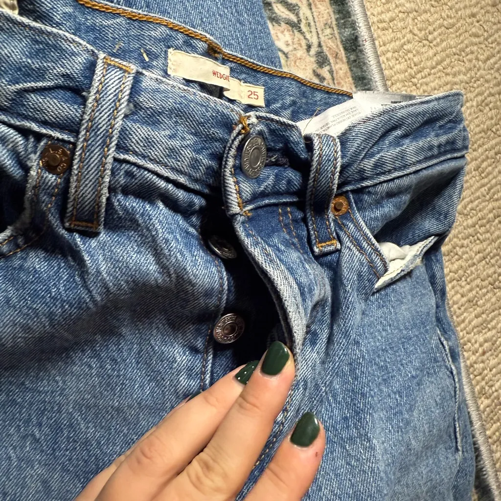 Levi's Women's High Rise Blue Jeans - Image 2