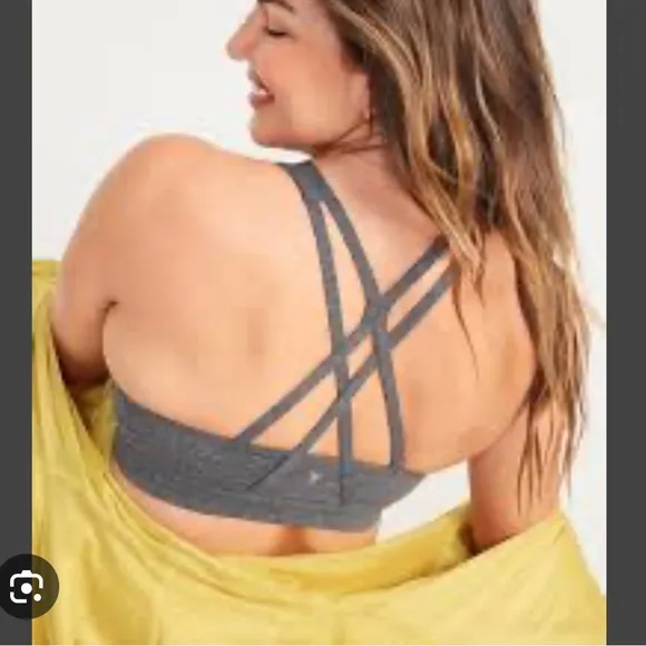 NWT OLD NAVY POWERPRESS SPORTS BRA - Image 3