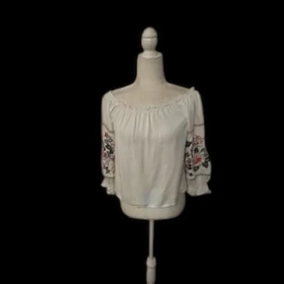 Sugar Lips Off-Shoulder Embroidered Boho Peasant Top Size Large - Image 5