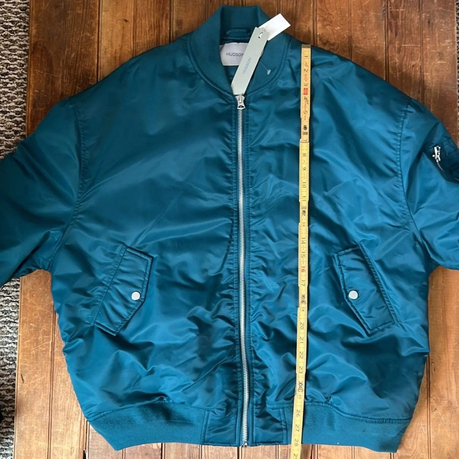 Women’s  Hudson warm oversized warm quilted satin Bomber Jacket coat new NWT - Image 3