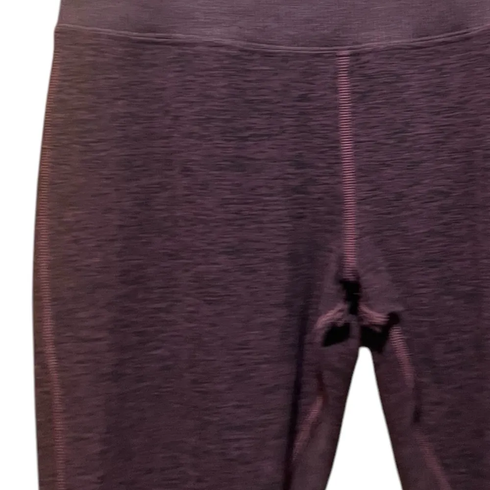 Alo Yoga High-Waist Lounge Legging in Oxblood Heather Size Small - Image 5