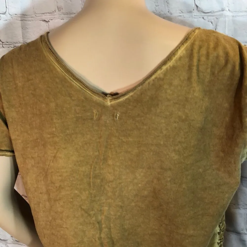Ecote Gold Ruffled Front Vneck Cotton Tee S - Image 7