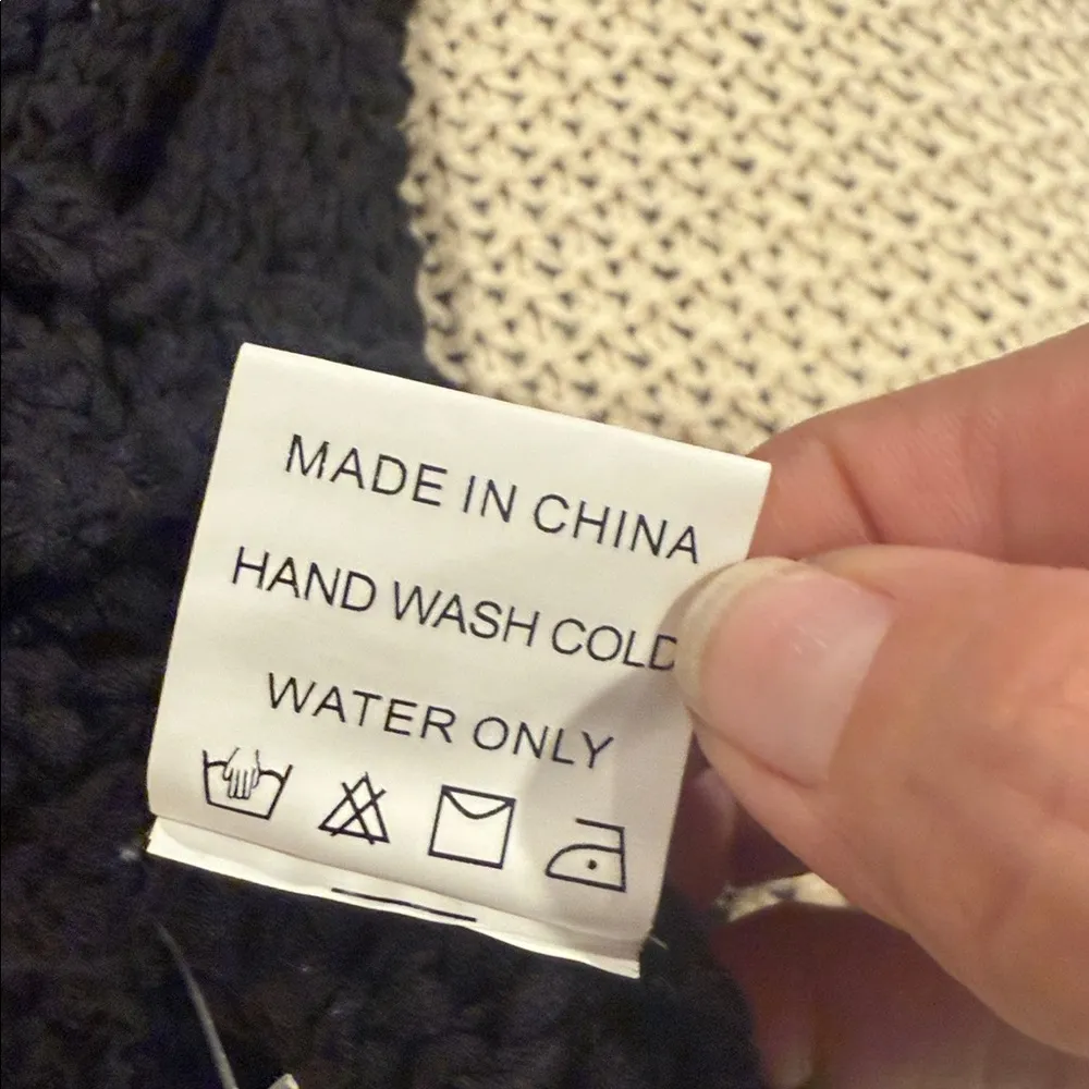 ISALIS WOMEOBlack Knit Button-Up Women's Top MEDIUM - Image 6