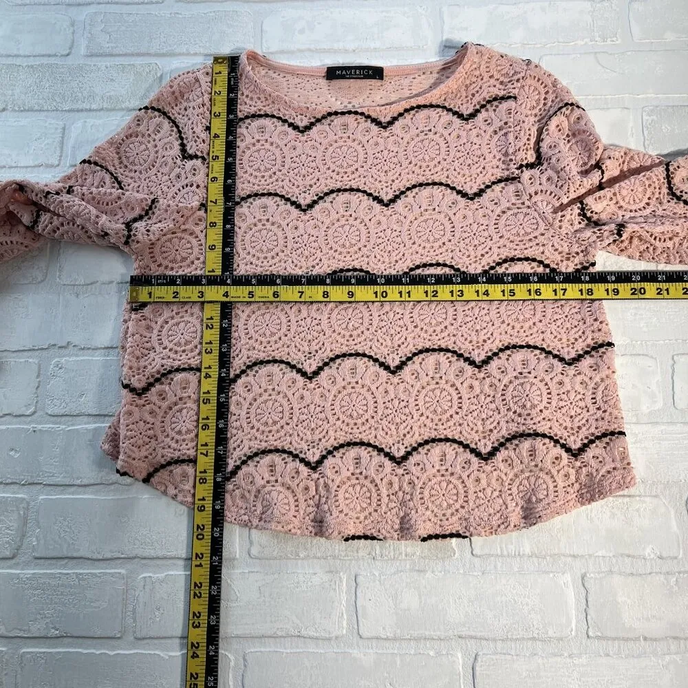 Maverick The Collection Sweater Top Womens Large Crochet Lace Bell Sleeve Boho L Pink - Image 3