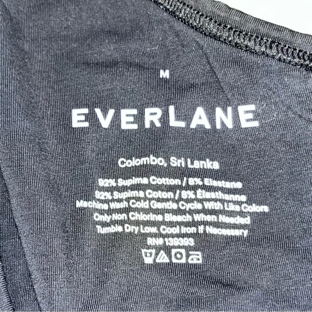 Everlane Black V Neck Thong Cap Sleeve Ballet Bodysuit size Medium - Image 10