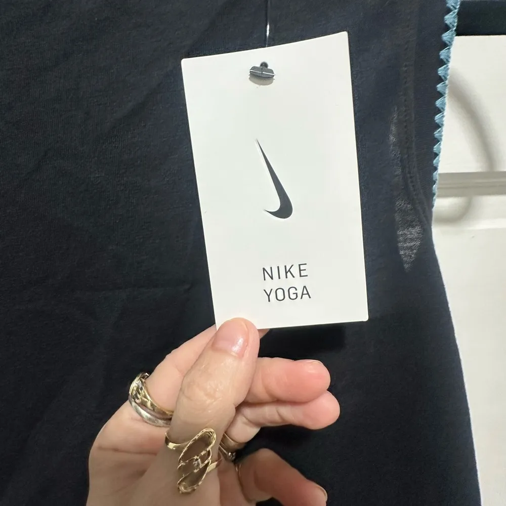 NIKE Womens Black Moisture Wicking Logo Graphic Sleeveless Crew Neck Active XS - Image 3