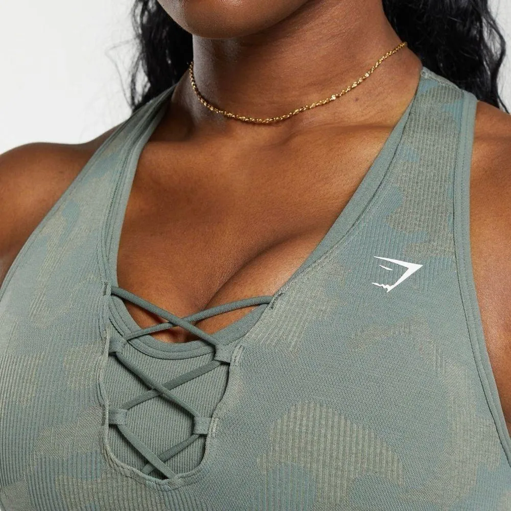 NWT GYMSHARK ADAPT CAMO SEAMLESS SPORTS BRA IN UNIT GREEN/CHALK GREEN SIZE M - Image 4