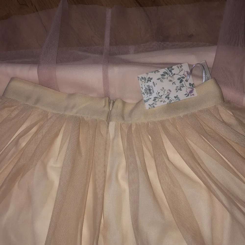NWT Lauren Conrad 8 runway long tulle tutu skirt - Image 5