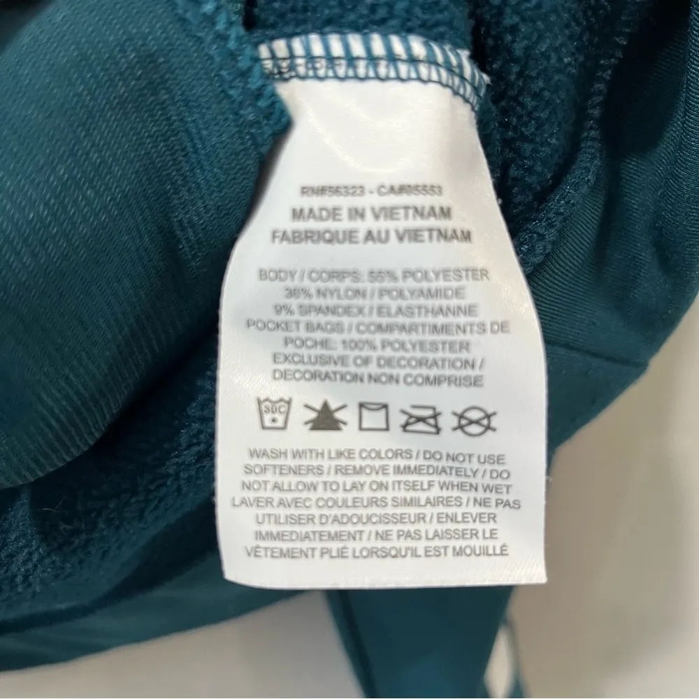 Nike Therma Fleece Women Medium Teal Blue Pocket Crewneck Sweatshirt Color block - Image 4