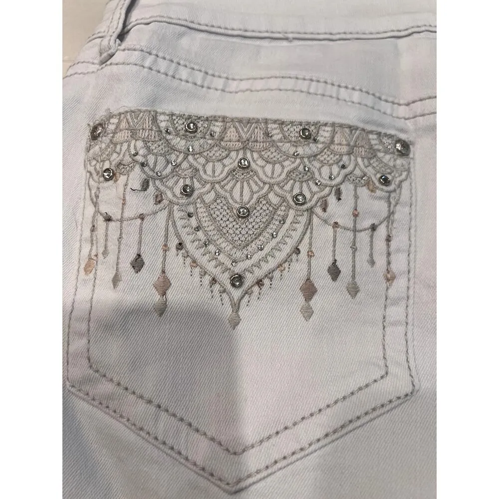 NWT Vintage Love Indigo White Jean Shorts Dream Catcher Pockets Embellished Boho Size 14 - Image 13