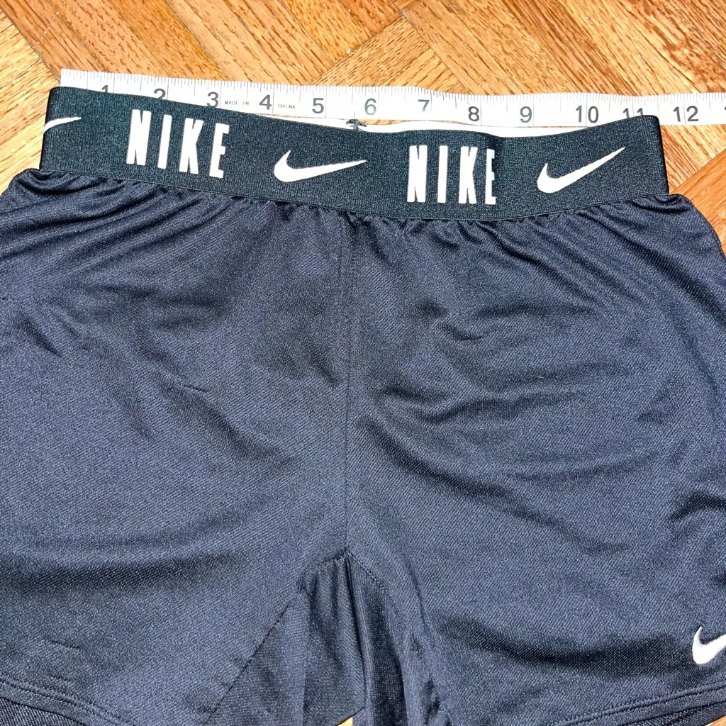 Nike Black Performance Shorts women’s sz XSmall See Description - Image 7