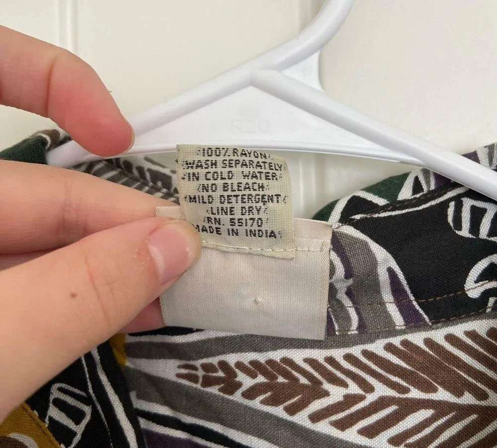 Vintage Tarazzia Design Group adult abstract patterned button down shirt — large Brown - Image 4