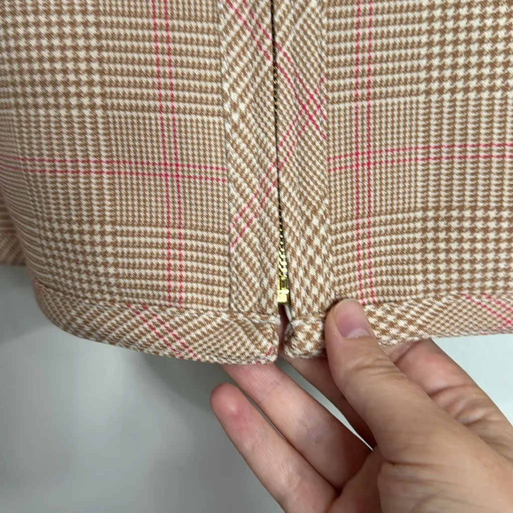 Carlisle Bastille Beige/Pink Checkered Glen Plaid Front Zip Jacket Vest size 6 - Image 5