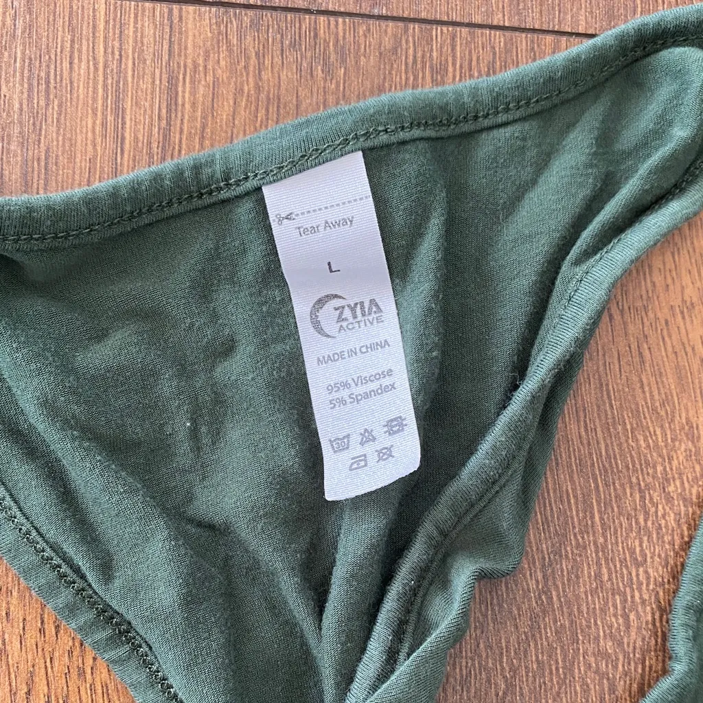 Zyia Active Fir Green Tordue Flow Tank Top Women’s Large - Image 4