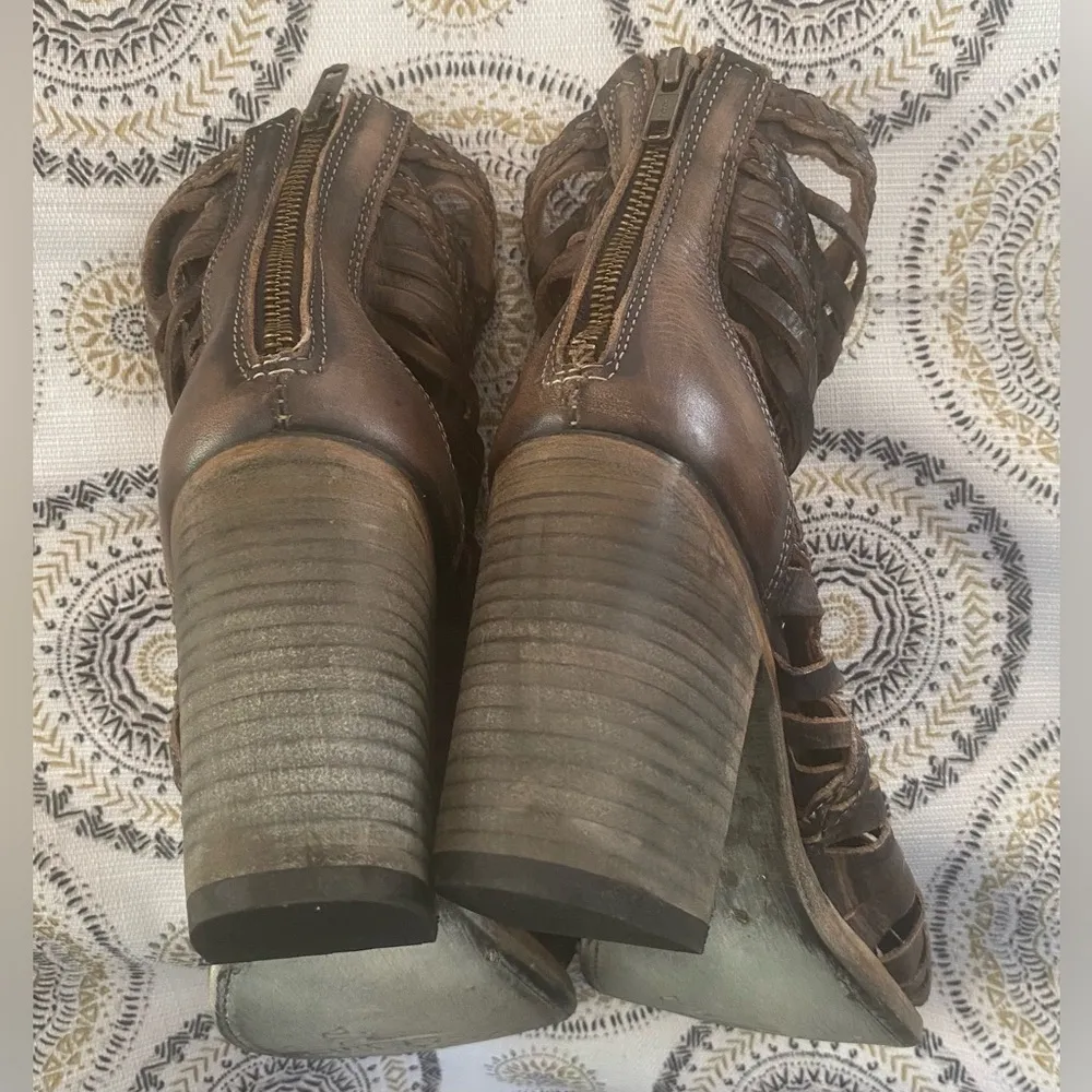 FREEBIRD BY STEVEN Bela Brown Laser Cut Heel Sandal Peep Toe Booties Size 10 - Image 13