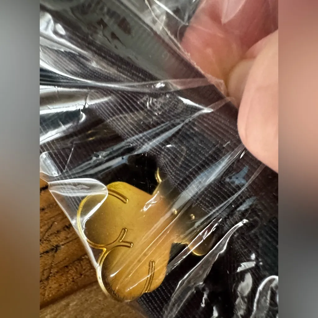 NEW SEALED Tous Tote / Laptop Bag ~ Black~ Never Opened Never Used! Giftable! - Image 4