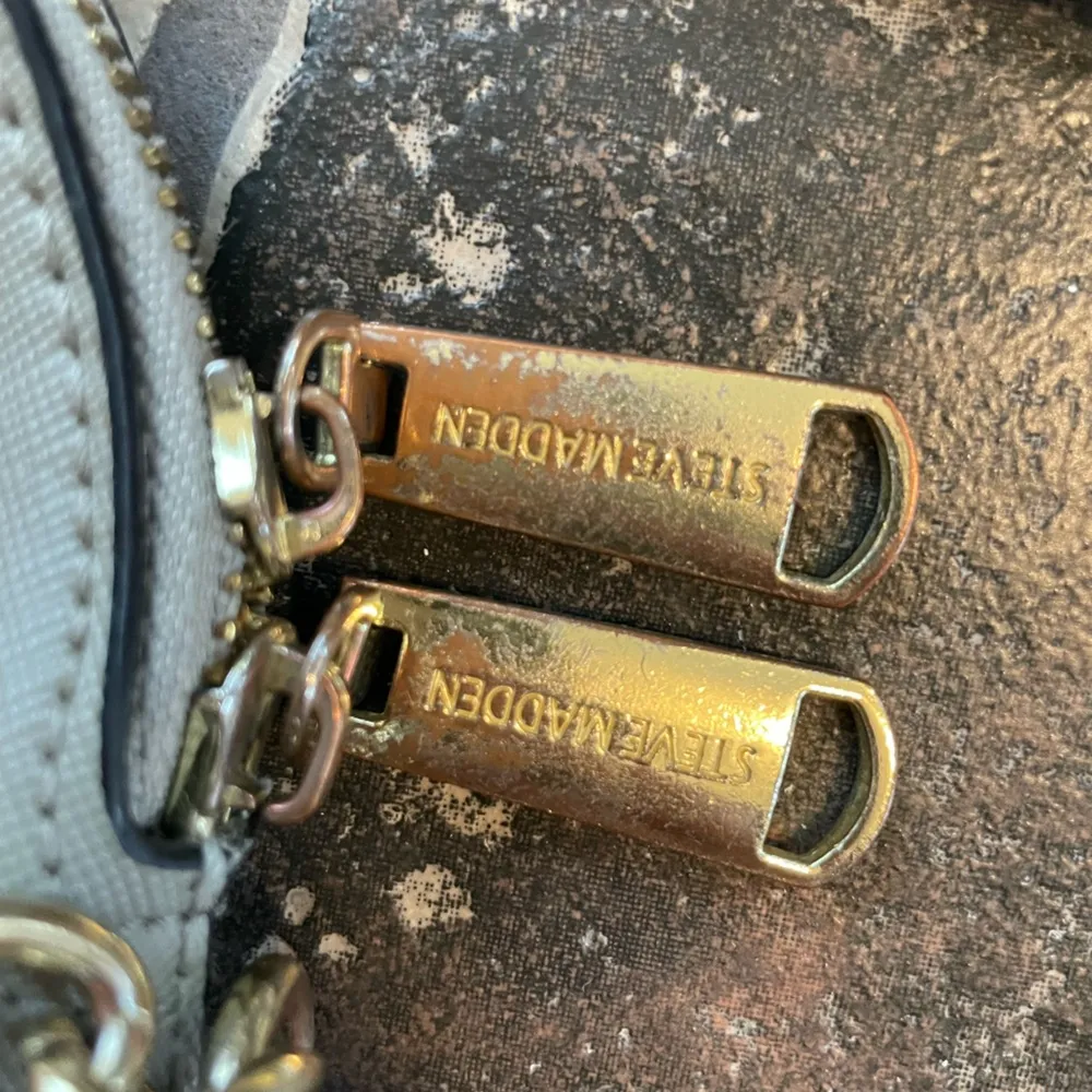 Steve Madden BMAGGIE Dome Crossbody Bag - Image 11