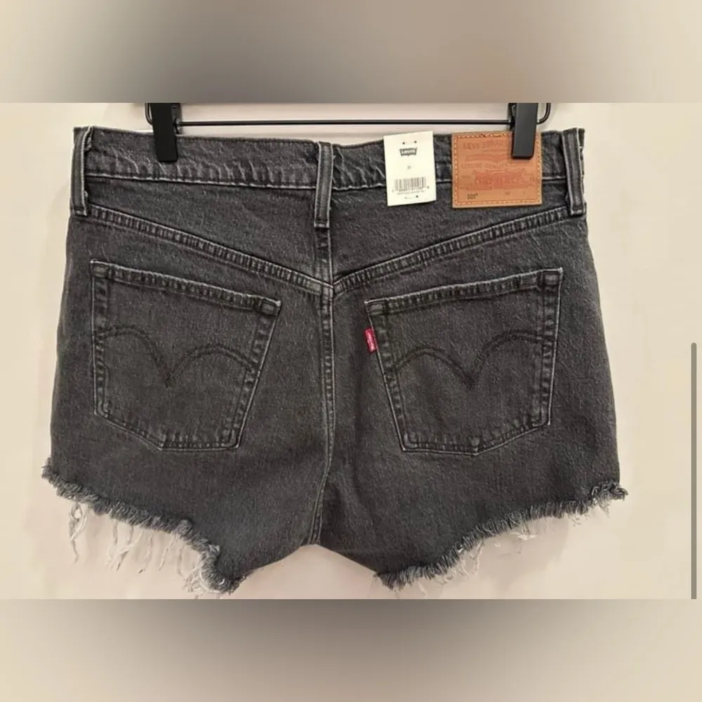 NWT Levi’s 501 black Denim Shorts - Image 4
