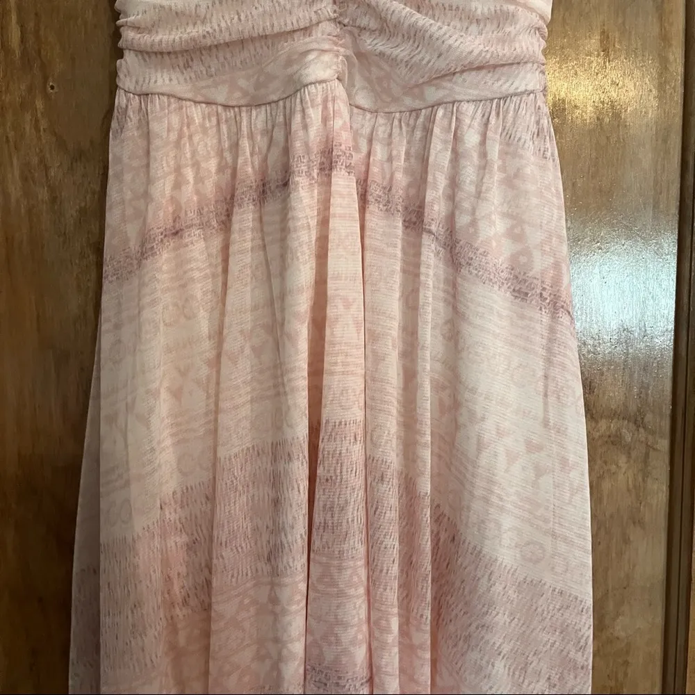 Free People strapless gray and pink high low lined dress. Size SP - Image 3